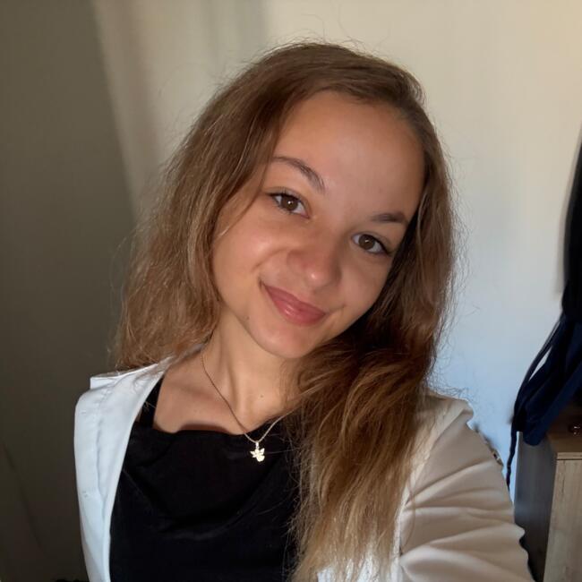 Babysitter in Linz: Layla
