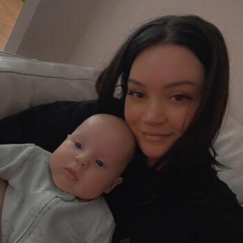 Nanny job in Brisbane: babysitting job Brooke