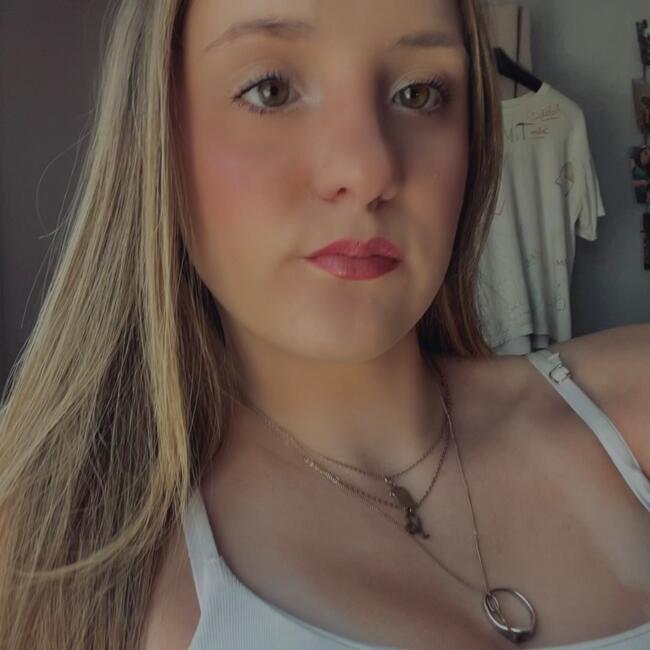 Babysitter in Mortagne-sur-Sèvre: Eloha