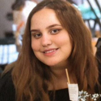 Babysitter in Lavras: Thaís