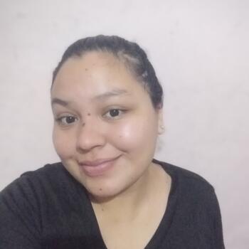 Babysitter in Santa Cruz: Yatsarah