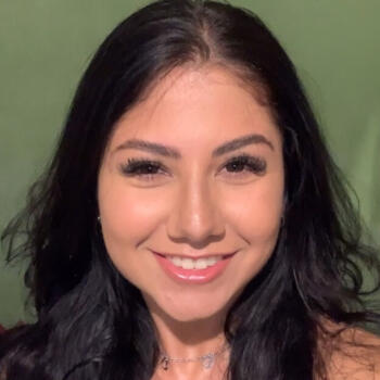 Babysitter Campo Grande: Isabelle