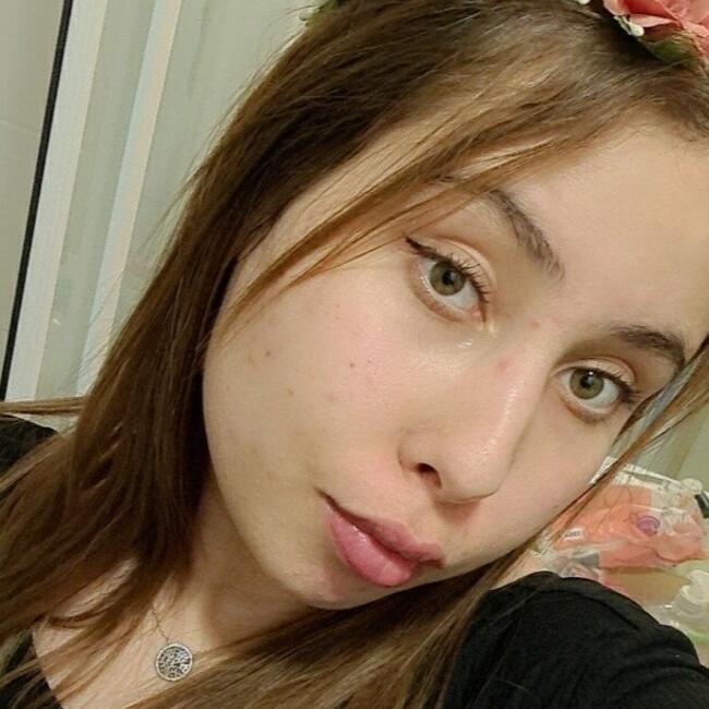 Babysitter in Pessac: Bouchra