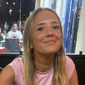 Babysitter in Montret: Lorette