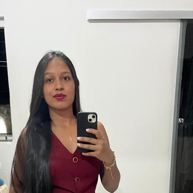 Babá em Brasília: Ana