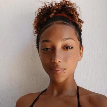 Babá em Brodósqui: Mayara silva