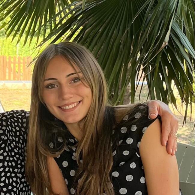 Babysitter in Saint Egreve: Camille
