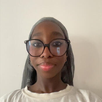 Babysitter in Meudon: Aminata