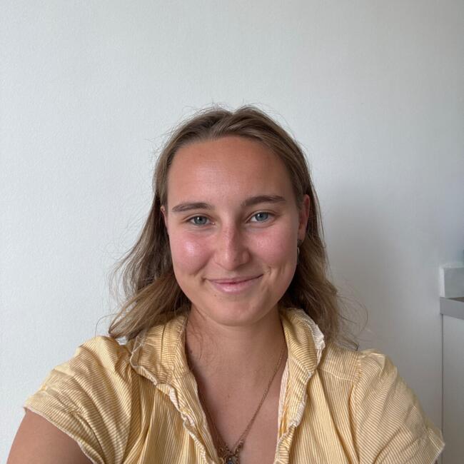 Babysitter in Courbevoie: Félicie