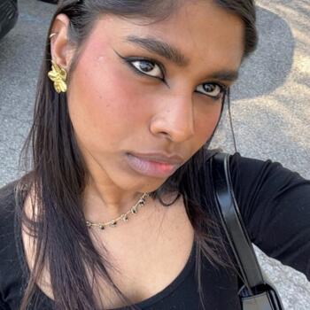 Babysitter in Milan: Katrina