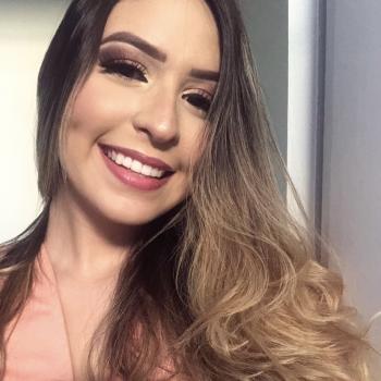 Babá em Fortaleza: Biatriz