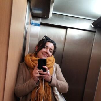 Babysitter in Melbourne: Chloé