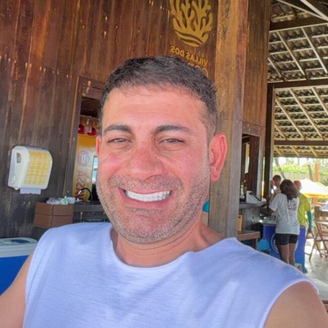 Babysitting job in Foz do Iguaçu: Chadi