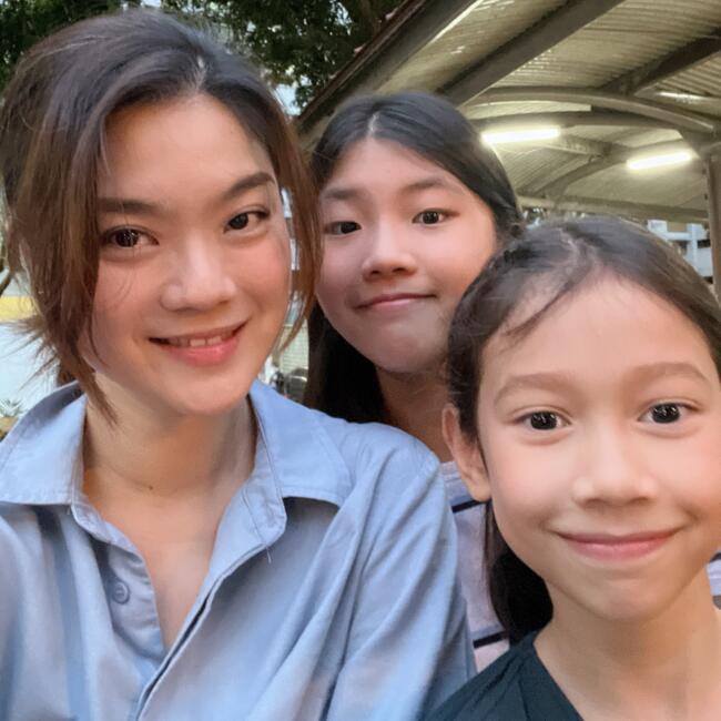 Babysitter in Singapore Island: Caroline