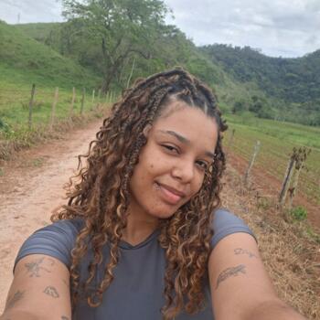 Babá São João de Meriti: Camilla