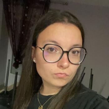 Babysitter in Juvigné: Méline