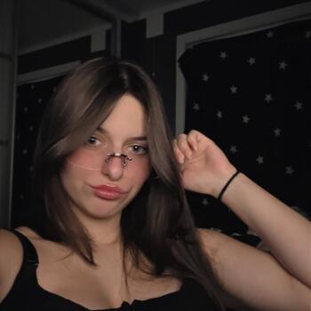 Barnevakt i Karlshus: Roksana