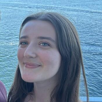 Babysitter in Trinity (Florida): Valerie