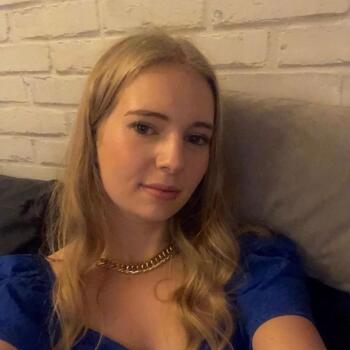 Baby-sitter in Villeneuve-d'Ascq: Lounna