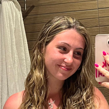 Babysitter Loulé: Laura