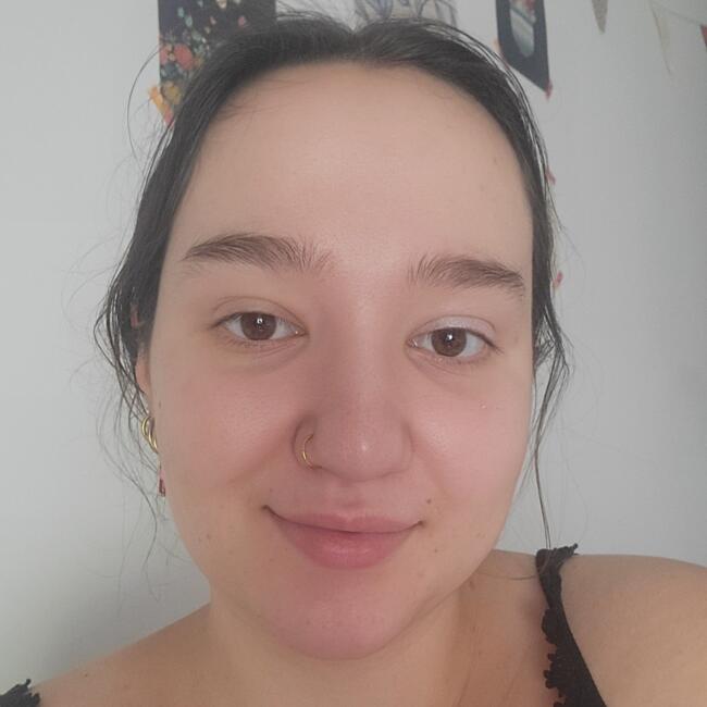 Babysitter in La Roche-sur-Yon: Louise