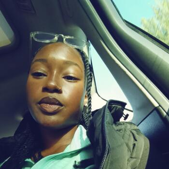 Babysitter in Osny: Hadjia