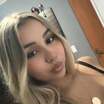 Babysitter in São João de Meriti: Jully Angel