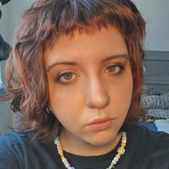 Babysitter in Seattle: Izzy