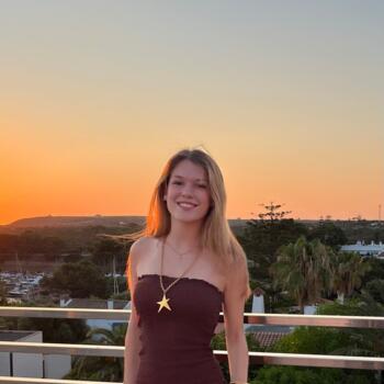 Babysitter in Sant Cugat del Vallès: Carla