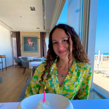 Babysitter a Imola: Martina