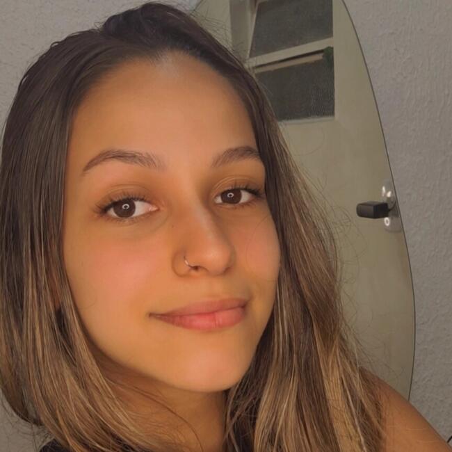 Babysitter in Cachoeiras de Macacu: Thaís
