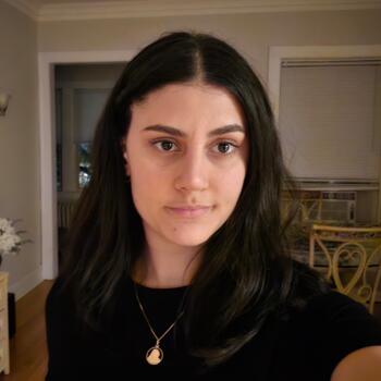 Niñera en Apex (North Carolina): Claudia