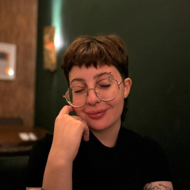 Babysitter in São José do Rio Preto: Victoria