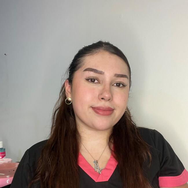 Babysitter in Linares: Amanda