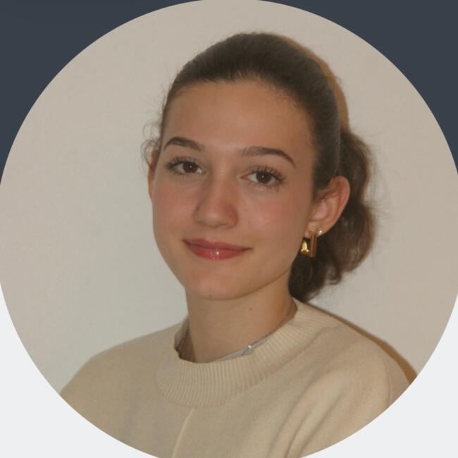 Babysitter in Troistorrents: Lea