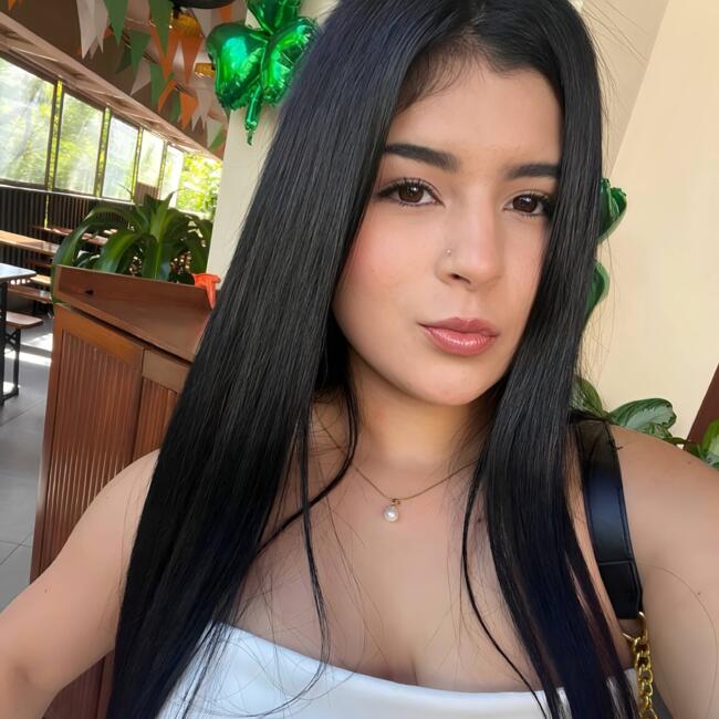 Babysitter in Panama City: Kristel