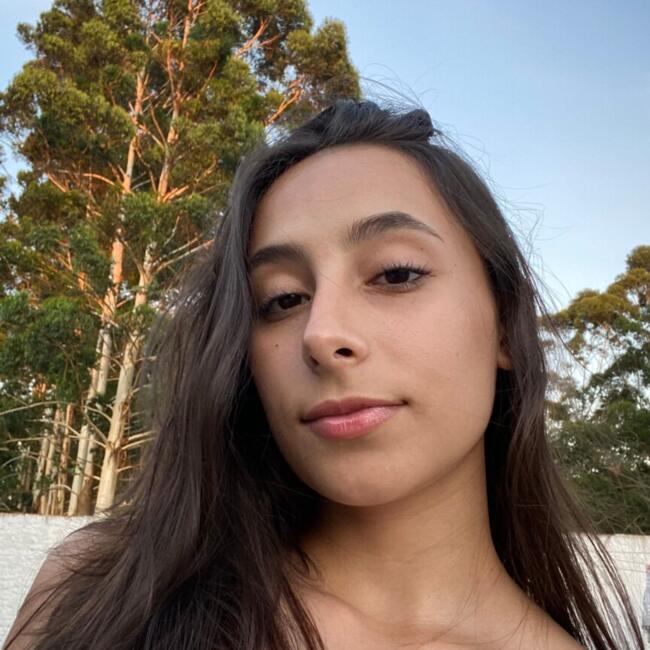 Babysitter in Santa Maria: Amanda