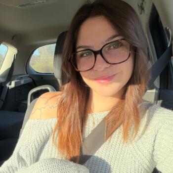 Babysitter in Saint-Laurent-de-la-Cabrerisse: Stacy