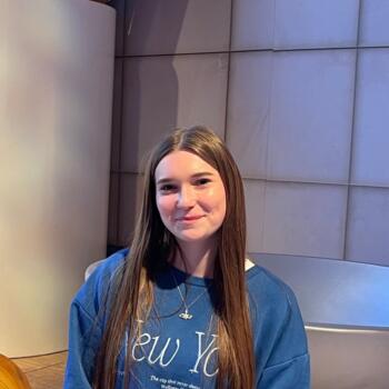 Babysitter in Charleroi: Kylie