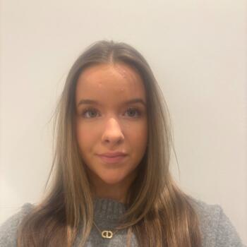 Babysitter in Surbiton: Annabel