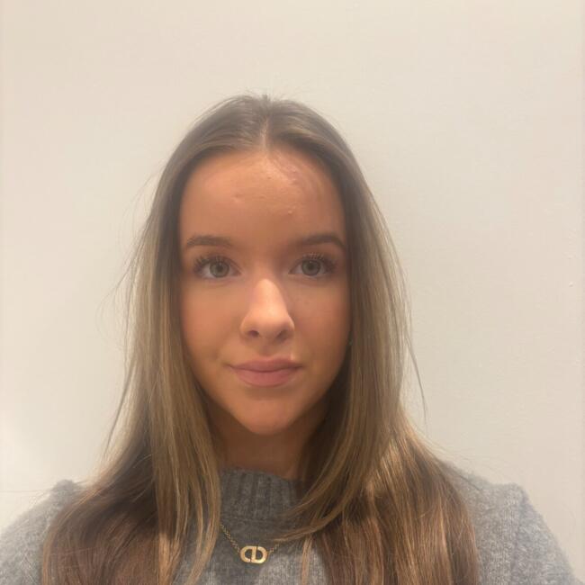 Babysitter in Surbiton: Annabel