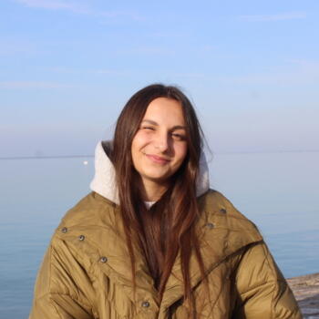 Baby-sitter in Clermont-Ferrand: Faustine