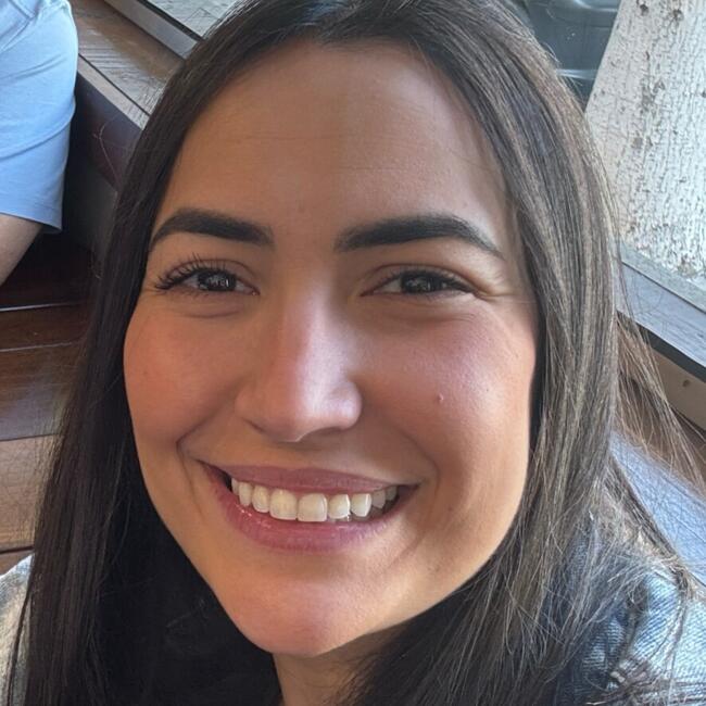 Babysitter in Amadora: Bruna