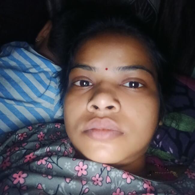 नागपुर में बेबीसिटर: Punam