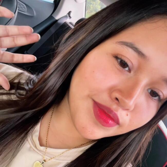 Babysitter in Panama City: Karla