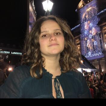 Baby-sitter in Angers: Louna