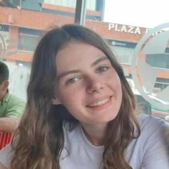 Babysitter in Ploeren: Louise-Anne