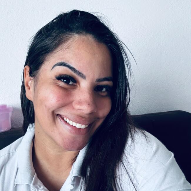 Babysitter in São Paulo: Jennifer