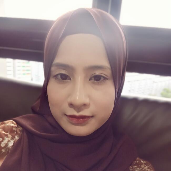 Babysitting job in Singapore Island: Nur