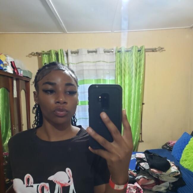Babysitter in Kingston: Sashanie